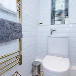 Charming 1bedroom On Nunnery Lane, Sleeps 3, Location