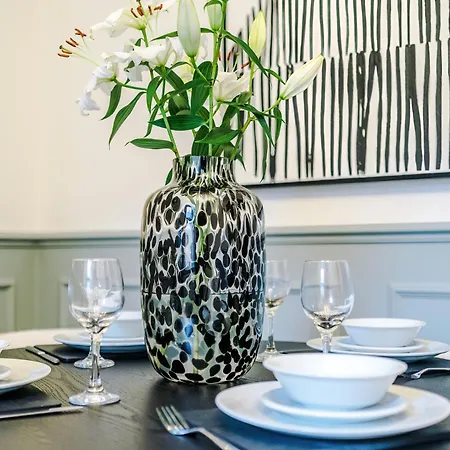 Charming 1Bedroom Apartment On Nunnery Lane, Sleeps 3, Central Location * 요크