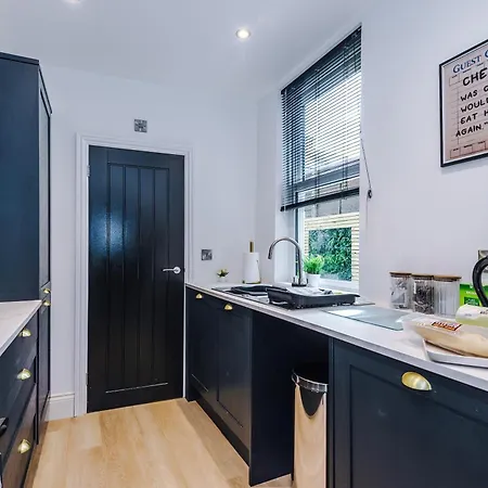 Charming 1bedroom On Nunnery Lane, Sleeps 3, Location アパート *