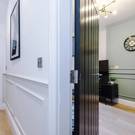아파트 Charming 1Bedroom Apartment On Nunnery Lane, Sleeps 3, Central Location *