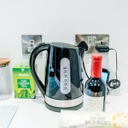 Charming 1bedroom On Nunnery Lane, Sleeps 3, Location Appartement *