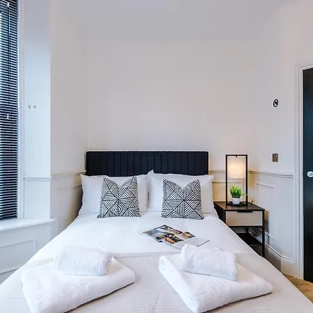 Charming 1bedroom On Nunnery Lane, Sleeps 3, Location * يورك